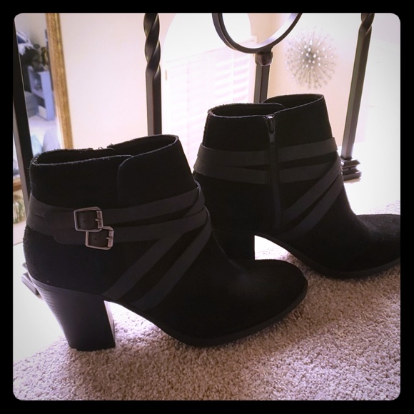 Lucky Brand Shoes - Lucky Brand suede ankle boots